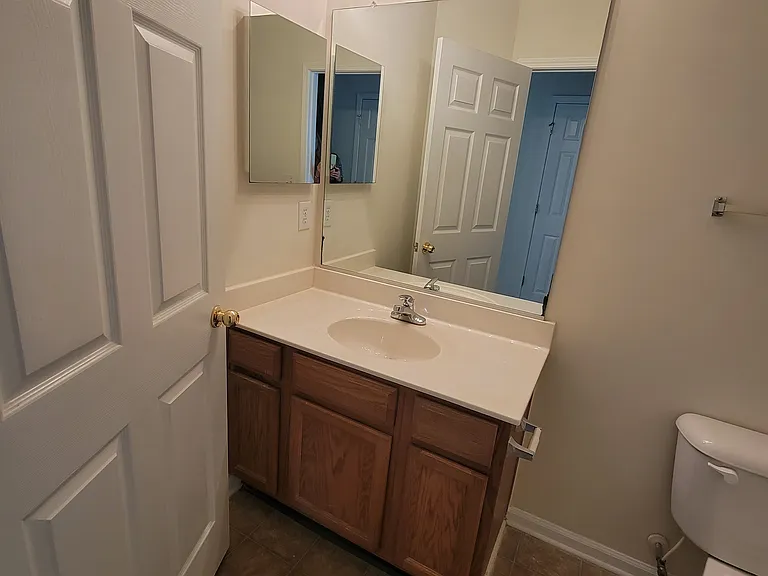2840 Barrymore St #104 — Photo 15