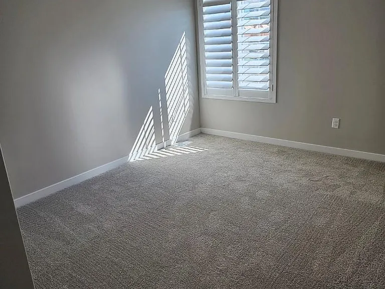 4962 W Evergreen Ln — Photo 9