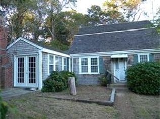 290 Standish St, Duxbury, MA 02332
