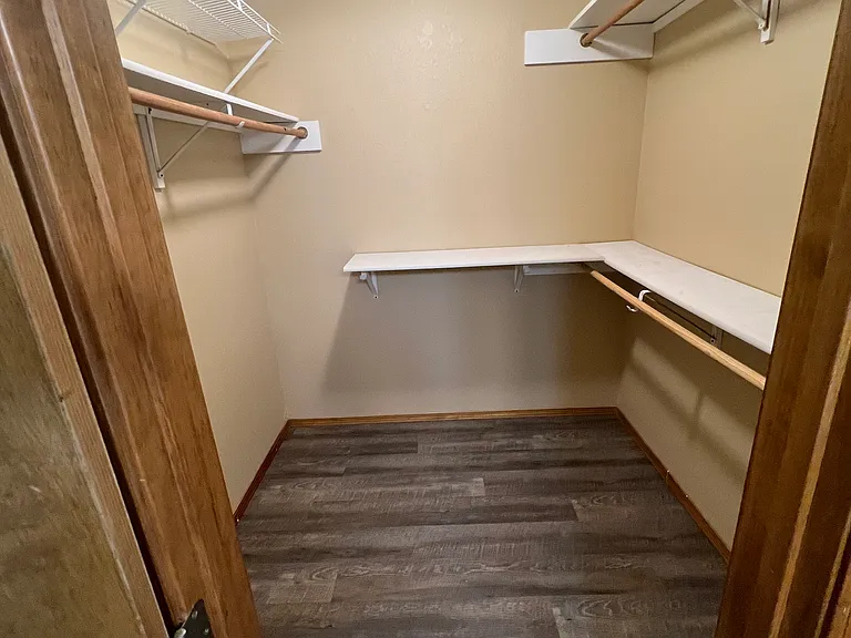 4738 S Ridgeview Ave — Photo 10