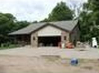 22370 Raven St NW, Oak Grove, MN 55011