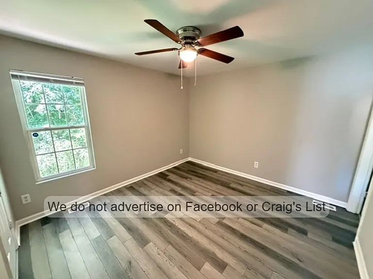 6124 Lonestar Rd — Photo 9