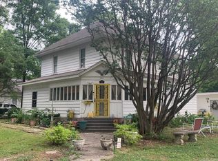 211 S Anna St, Stuttgart, AR 72160