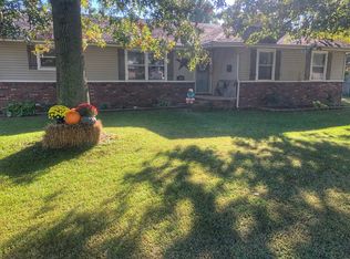 524 Sunset Cir, Columbus, KS 66725