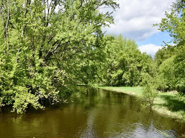 Lumber St, Braham, MN 55006