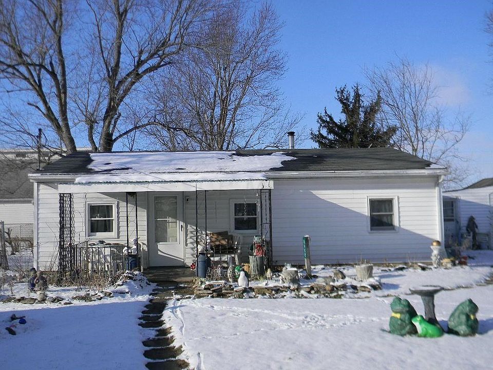 2nd image of 8980 1st St