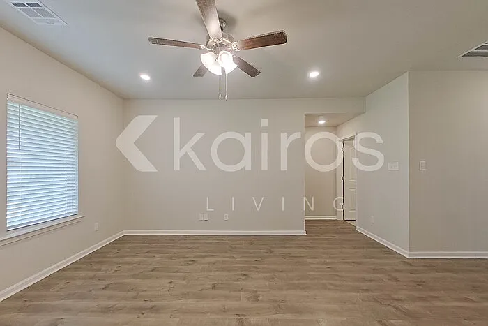 118 Santiago Ct — Photo 5