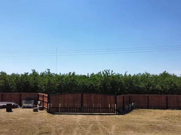14827 W Date Ave, Kerman, CA 93630