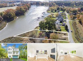 203 Riverside Dr, Chester, MD 21619