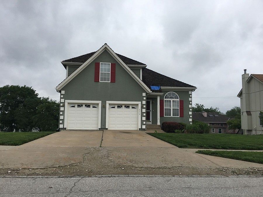1st image of 4012 E 18th Pl