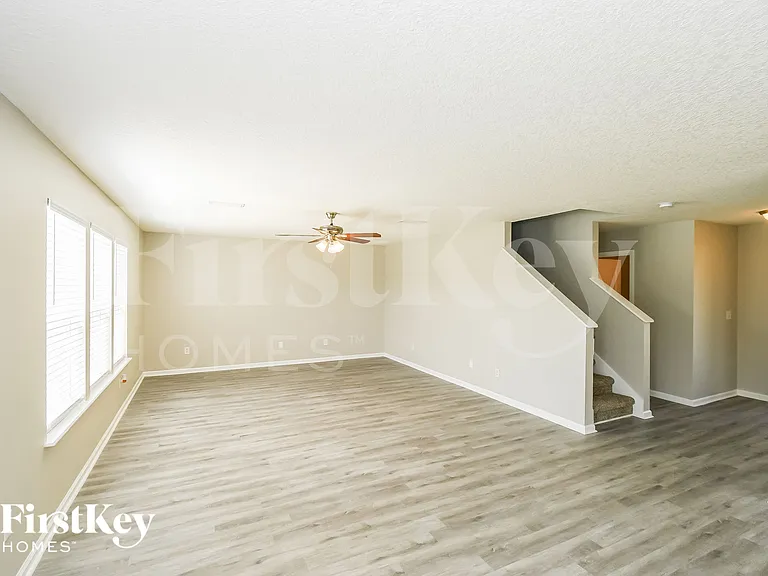 9634 Hazel Lake Dr — Photo 5