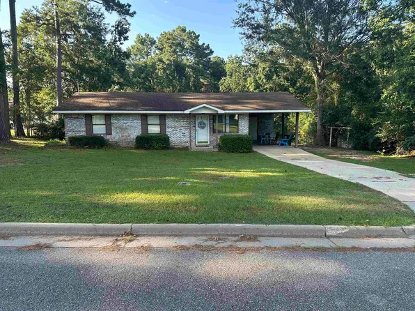 107 Bluebell Dr, Andalusia, AL 36420