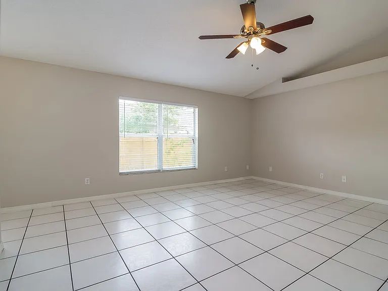 145 Burnsed Pl — Photo 2