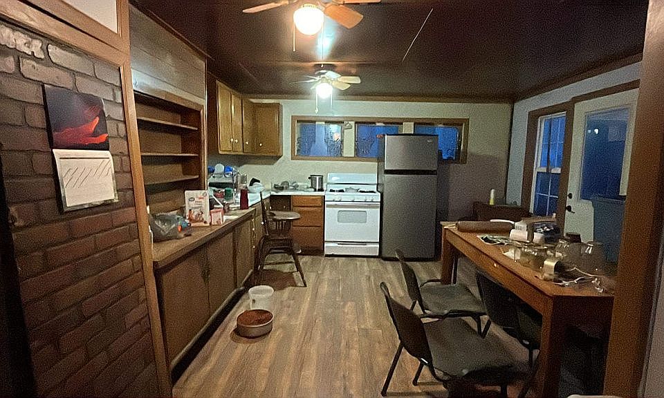 2nd image of 1329 Monroe Ave