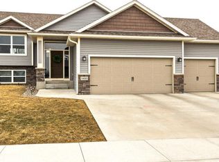 5495 Queens Dr NW, Rochester, MN 55901