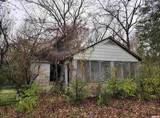 947 E Cole St, Du Quoin, IL 62832