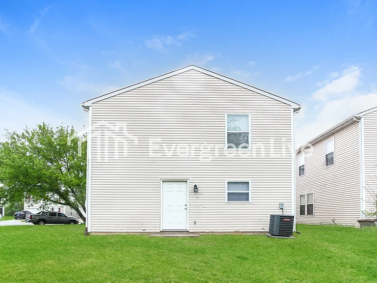 4405 Fullwood Ct — Photo 15