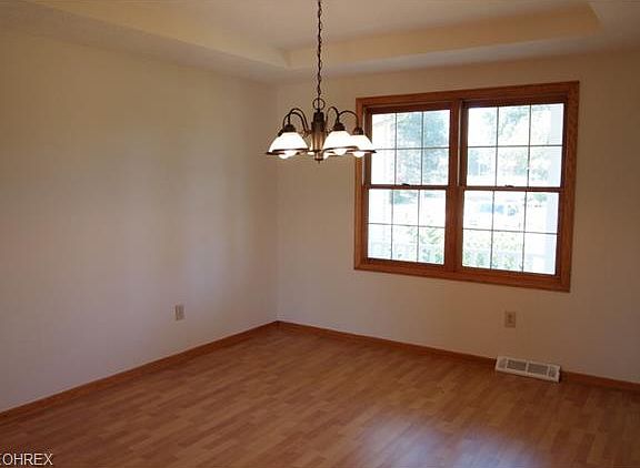 3rd image of 4873 Cabernet Dr