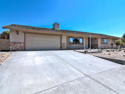 831 Clearview Dr, Hollister, CA, 95023