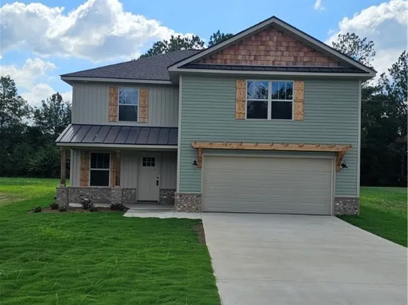 71 Bank Dr, Moundville, AL 35474