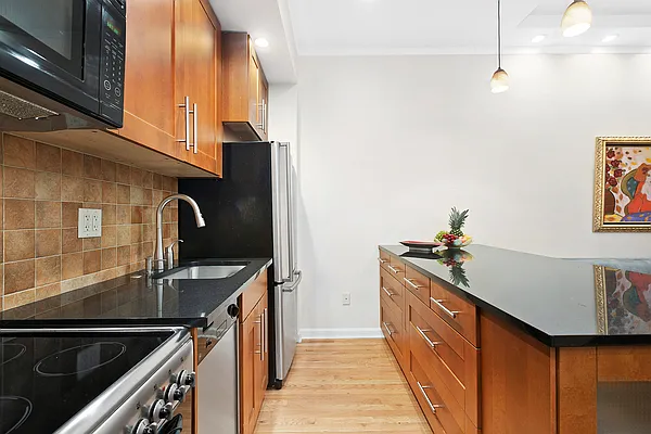 Sold by Compass | media 3