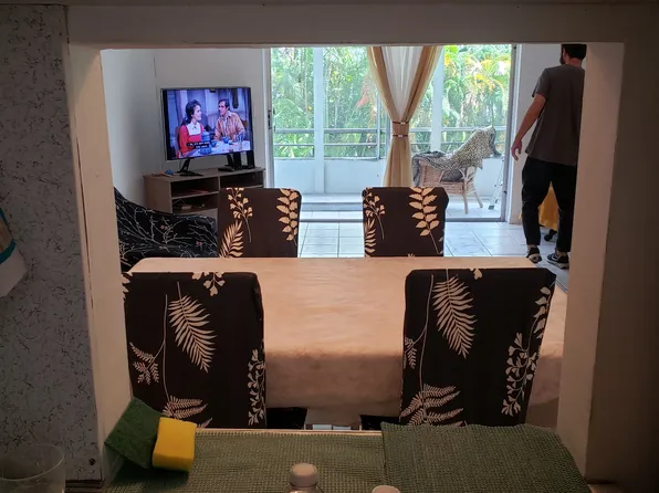 300 NE 14th Ave APT 204, Hallandale, FL 33009
