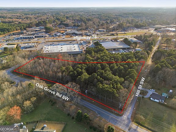 2nd image of 3825 Oak Grove Rd