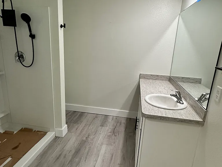 176 Pine Grove Dr — Photo 22