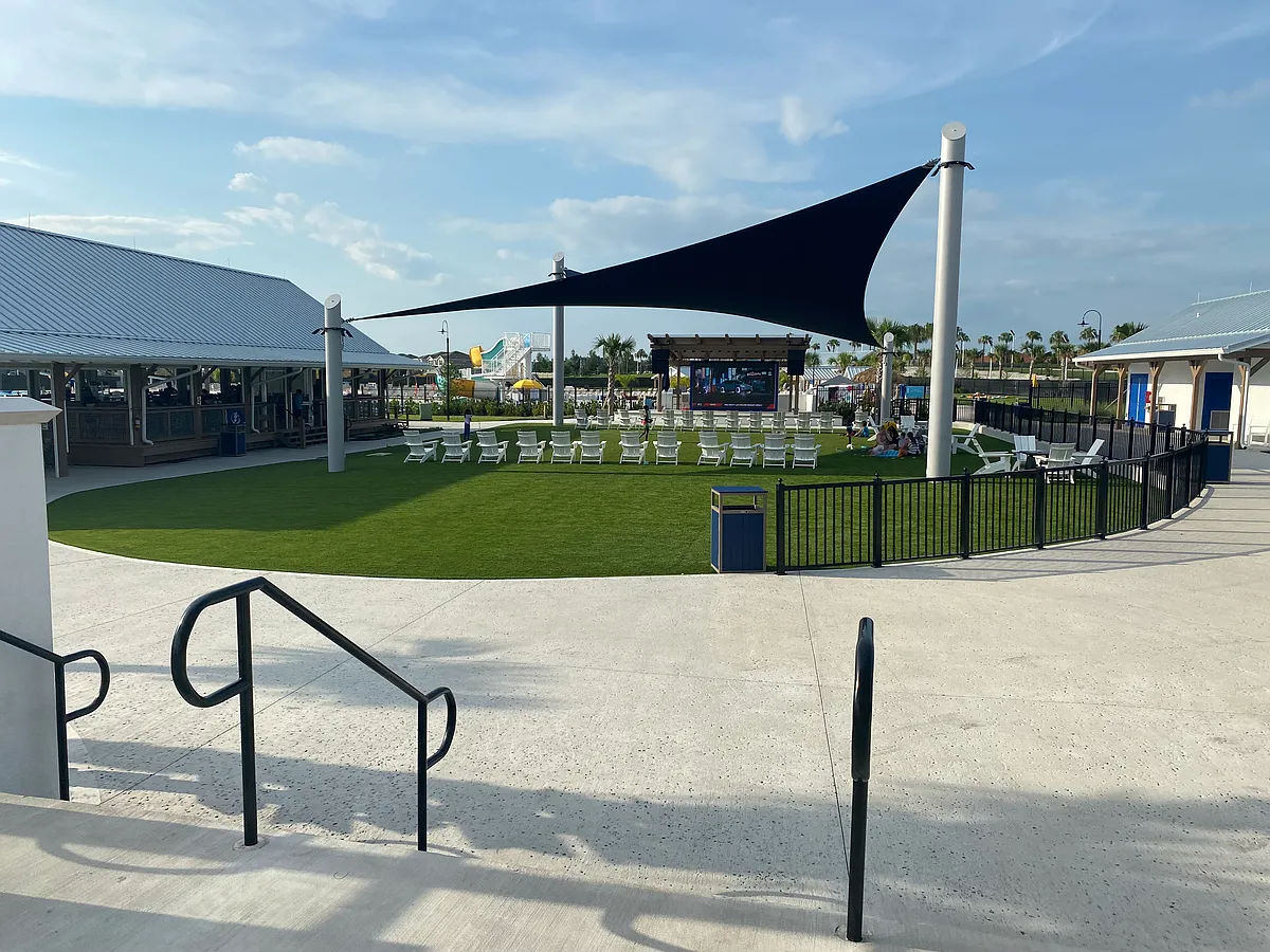 Club House - 17055 Oval Rum Dr