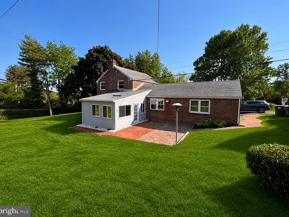 1st image of 29 Beekman Rd