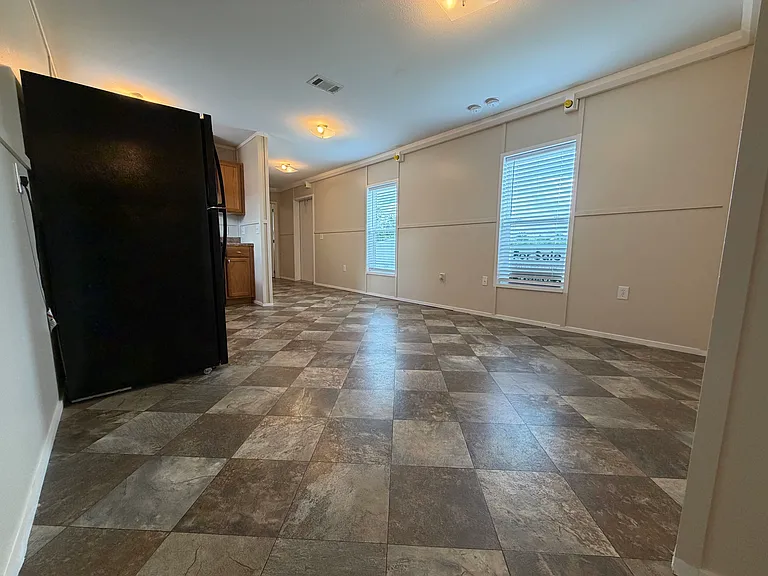 709 N Collins Fwy #156 — Photo 6