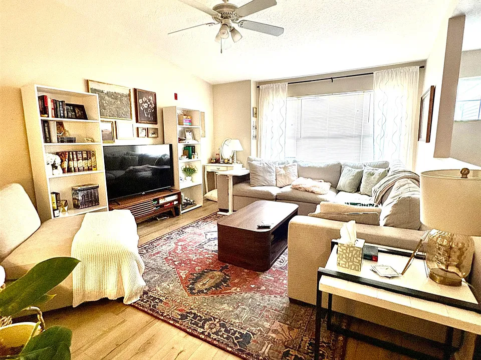 13207 Harbour Vista Cir