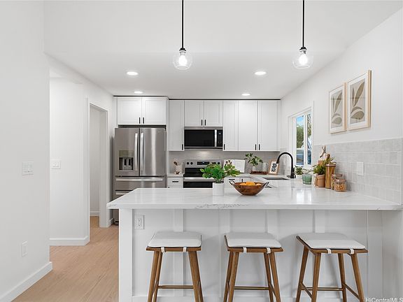 5th image of 46-239 Haiku Rd