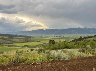 3 Bridger Dr, Freedom, WY 83120