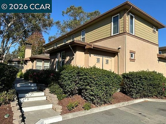 4th image of 1117 Azuar Dr