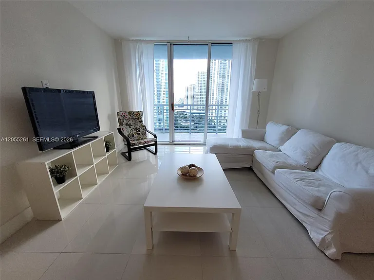 325 Biscayne Blvd #1719 — Photo 8
