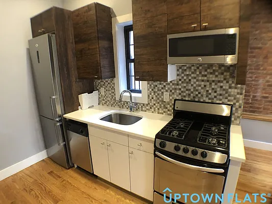 Rented by Uptown Flats LLC | media 35