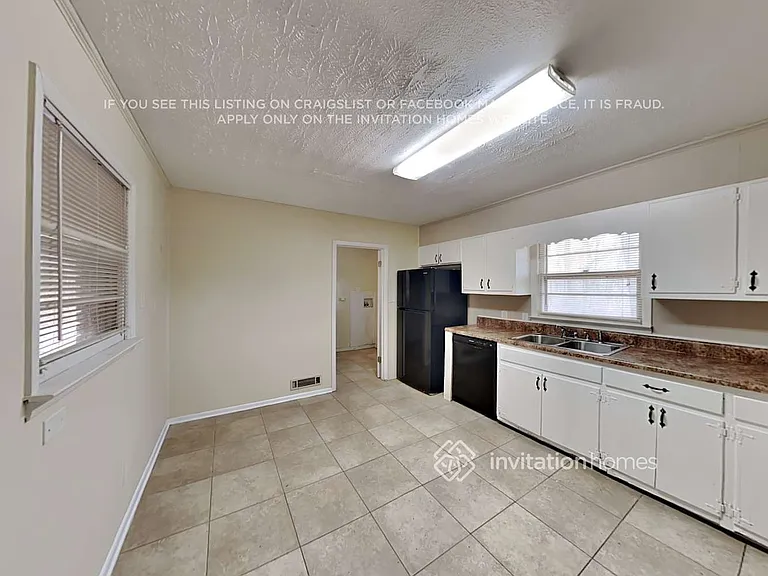1628 Old Conyers Rd — Photo 9