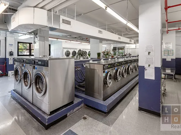 210 East Broadway image 15 of 19