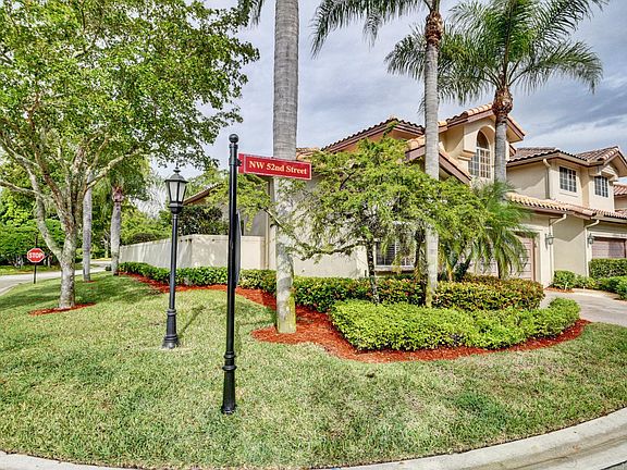 Home For Sale In Broken Sound Country Club