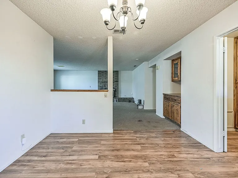 405 Fountain St — Photo 25