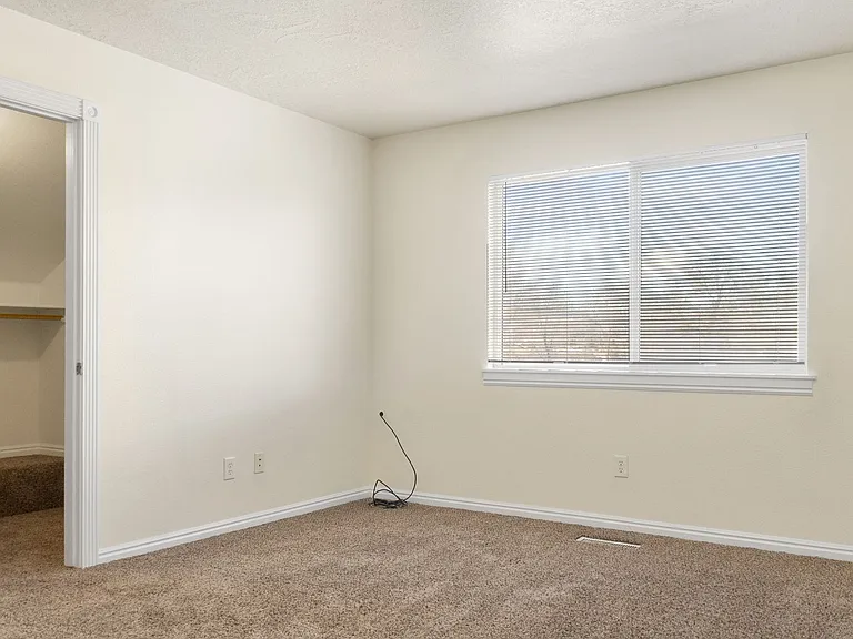 17 N Sugar St #103 — Photo 25