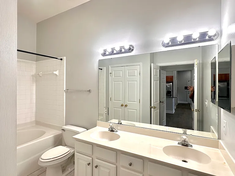 713 Garden District Dr — Photo 8