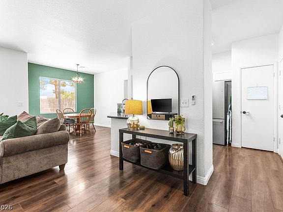 3rd image of 7353 Ridge Star Ct