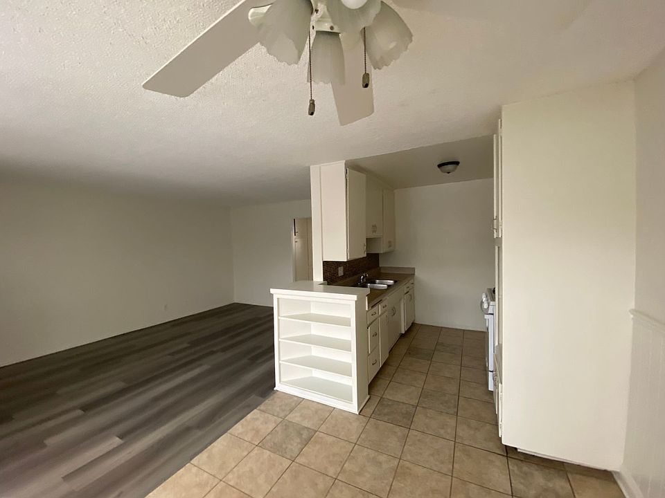 1st image of 21809 Lanark St #12-B