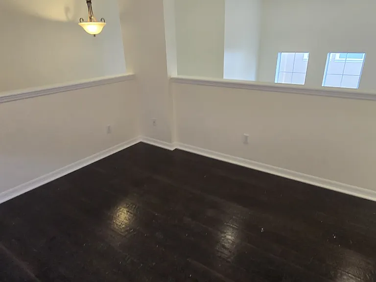 1523 Hanks Ave — Photo 30