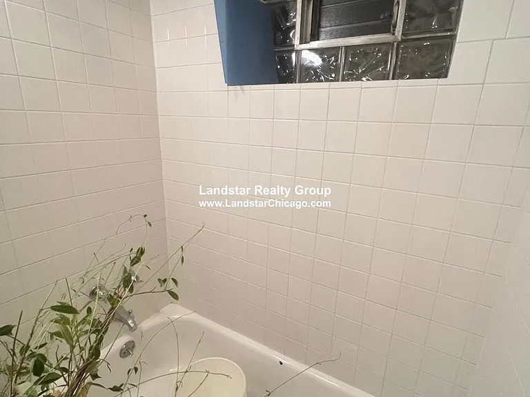 3848 W Ainslie St #2 — Photo 21
