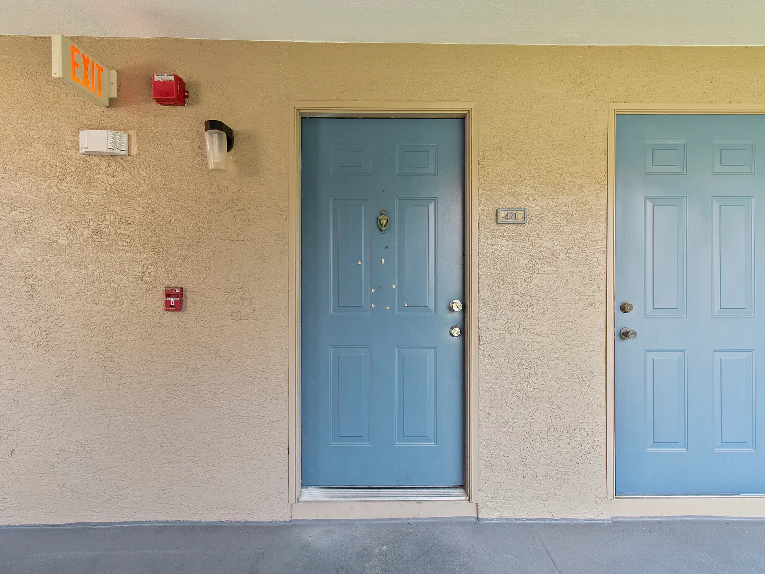 2 bed, 1080 sqft, $1,700 — Photo 3