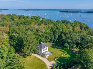 171 Foreside Rd, Falmouth, ME 04105