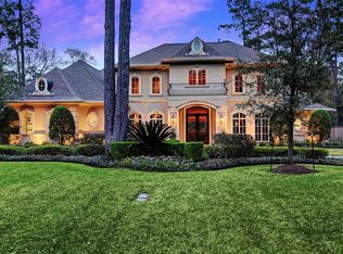 70 Williamsburg Ln, Houston, TX 77024